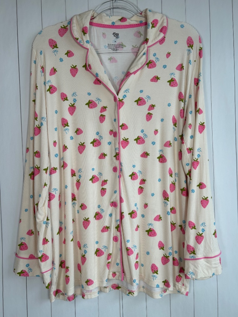 Tiny Talulah size M pajama set strawberry bow print beige bamboo long sleeve - Picture 3 of 11
